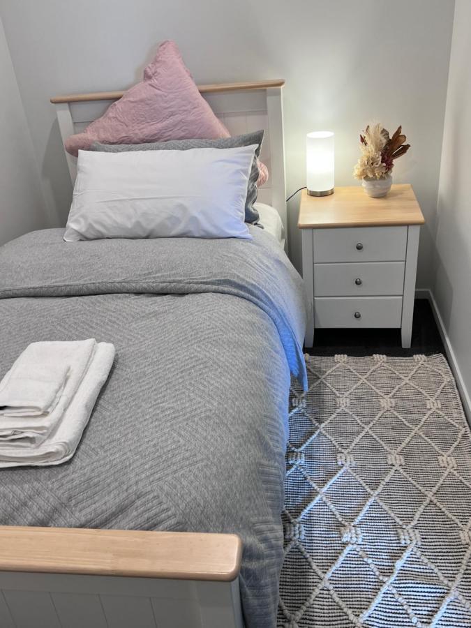 3 Bedroom Apartment In Newmarket Auckland Zewnętrze zdjęcie